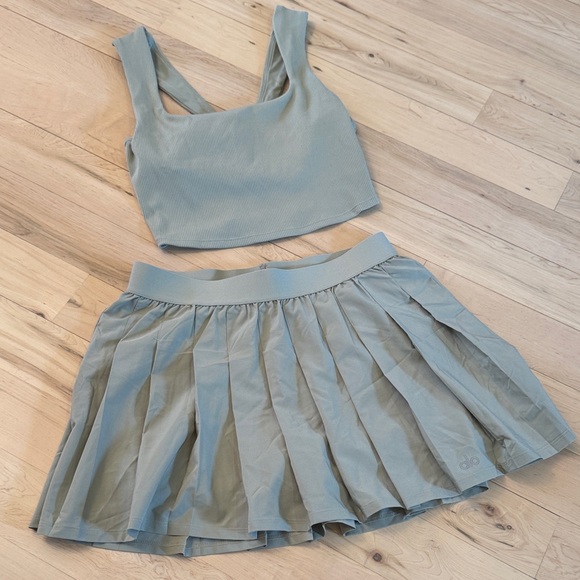 Alo Yoga tank top & pleated tennis skirt set-Sage Green-S-Athleisure Athletic - Picture 1 of 12